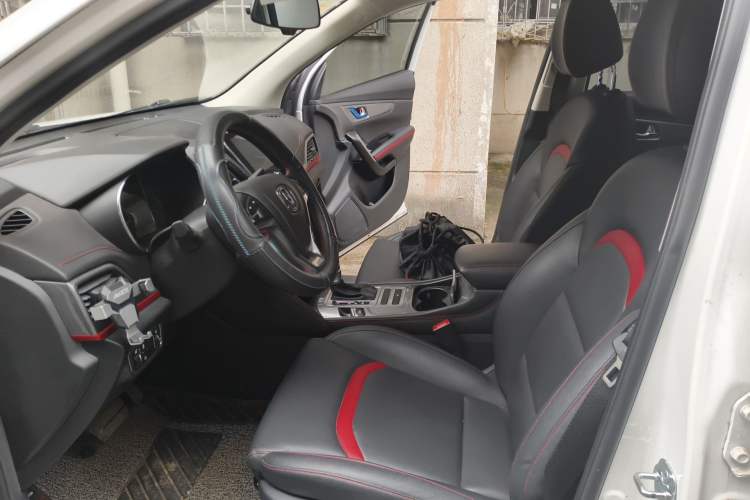 Used CHANGAN CS55 2018 1.5T Automatic Colorful Edition China V Standard Left Front Seat