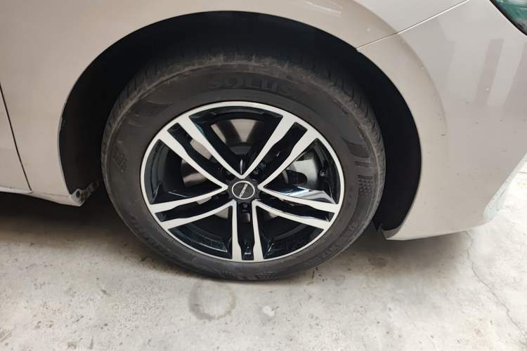 Used Roewe M7 DMH 2025 Model 160km Comfort Version
