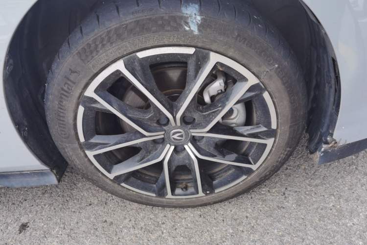 Used CHANGAN UNI-V iDD 2024 Blue Whale Smart Electric iDD 136km ZhiKu Model