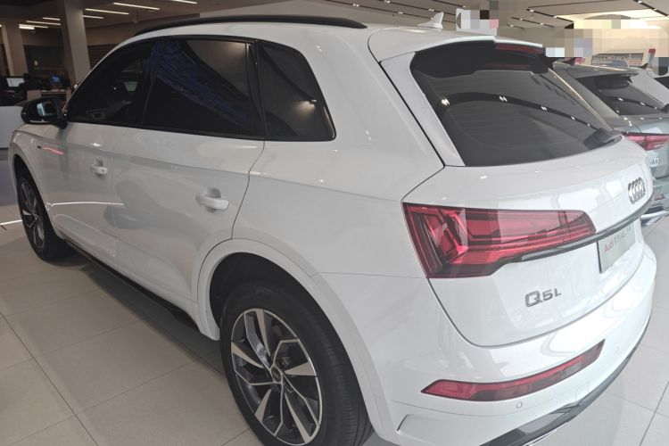 Used Audi Q5L 2025 quattro 45th Anniversary Edition 40 TFSI Luxury Dynamic Model