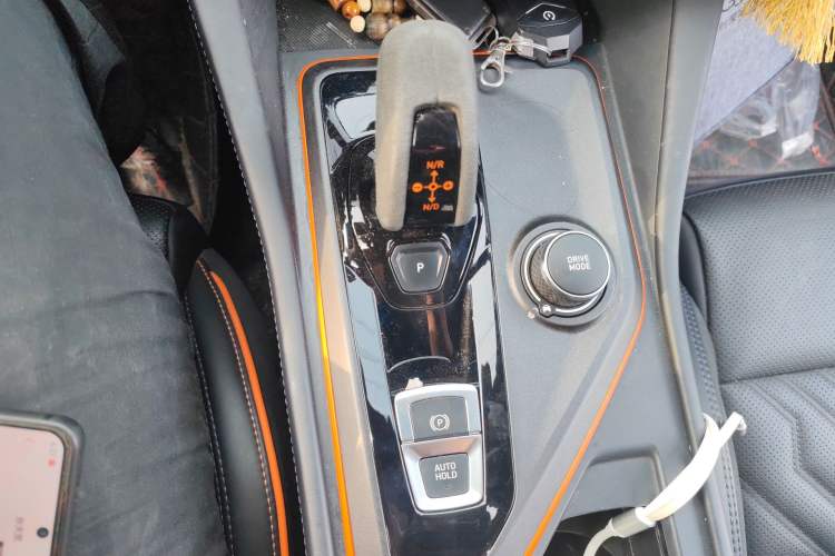 Used Lynk & Co 02 Hatchback 2021 2.0TD Halo Gear Lever