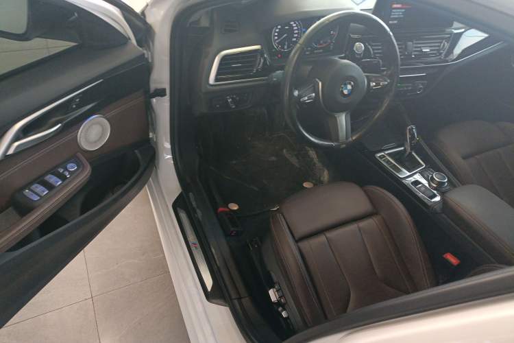 Used BMW 1 Series 2022 125i M Sport Night Edition
