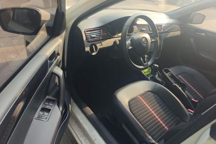 Used Skoda Rapid Spaceback 2020 1.5L Automatic Comfort Edition
