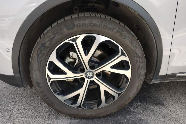 Used BYD Tang New Energy 2025 Intelligent Driving Version DM-i 115KM Flagship Edition Left Front Wheel Hub