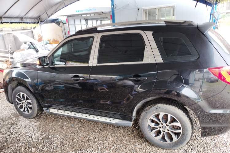 Used Haima S7 2015 Revised Version 2.0L Automatic Zongchi Trim
