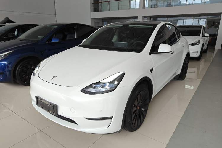 Used Tesla Model Y 2021 Long-Range All-Wheel-Drive Version
