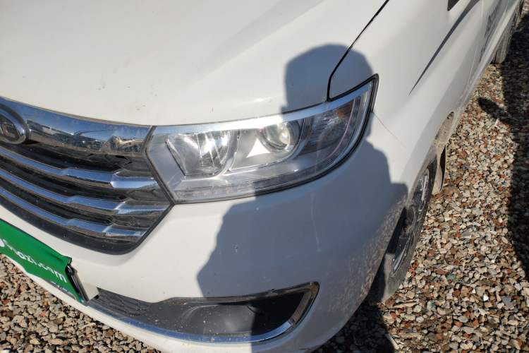 Used JAC Refine M3 2019 IKEA Edition 1.8L Luxury Smart Model