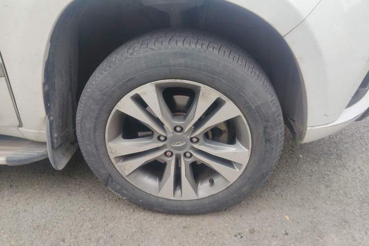 Used Chery Tiggo 3 2015 1.6L CVT ZhiShang Commemorative Edition