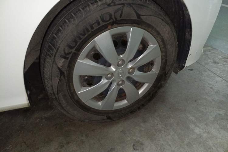 Used Hyundai Verna (older generation) 2020 1.4L Manual GL Refreshed Edition
