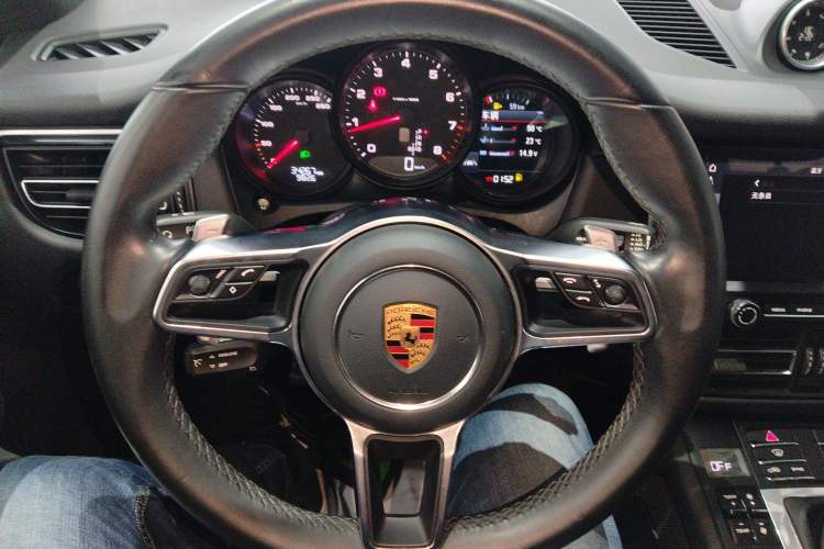 Used Porsche Macan 2018 Macan 2.0T