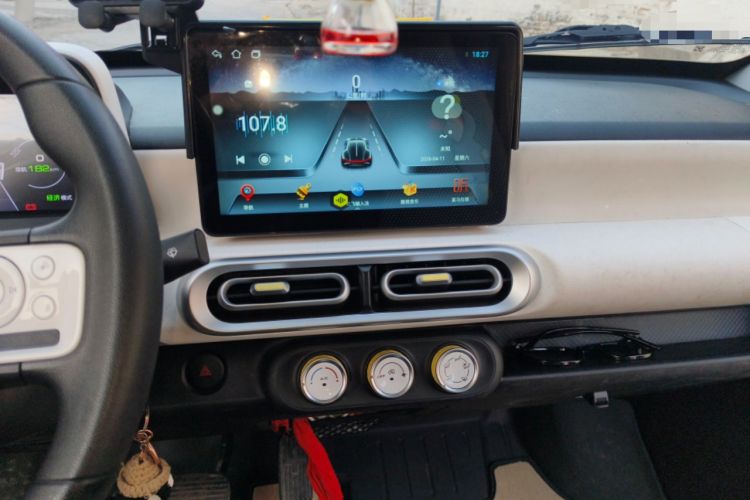 Used Wuling Hongguang MINIEV 2024 3rd Generation 215km Youth Edition Audio And AC Panel