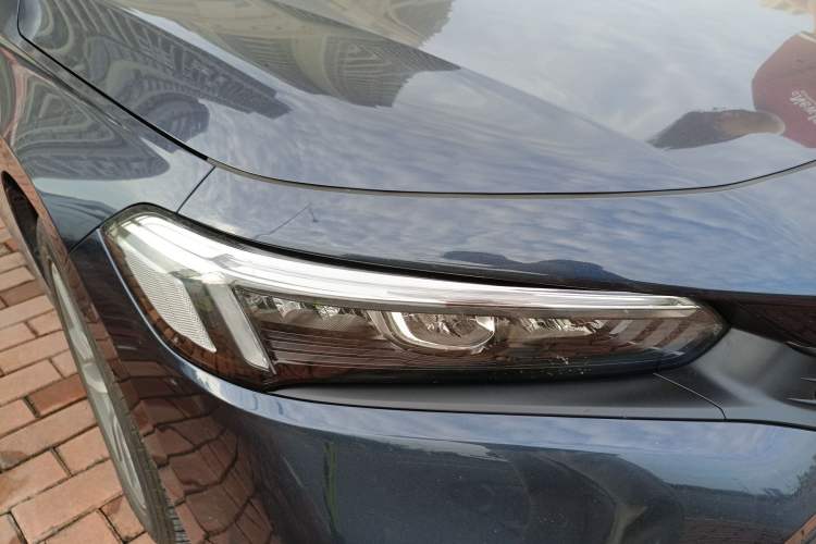 Used Honda Civic 2023 240TURBO CVT Dynamic Edition Right Front Headlight