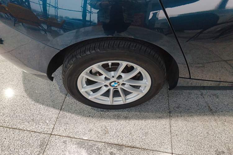 Used BMW 1 Series 2013 Facelifted 118i Leading Edition