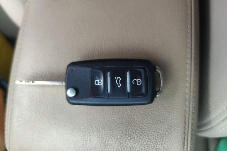 Used Buick Excelle 2015 1.5L Manual Classic Trim