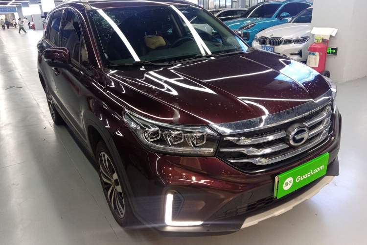 Used GAC Trumpchi GS4 New Energy 2019 1.5L PHEV Deluxe Edition Front Right 45 Deg