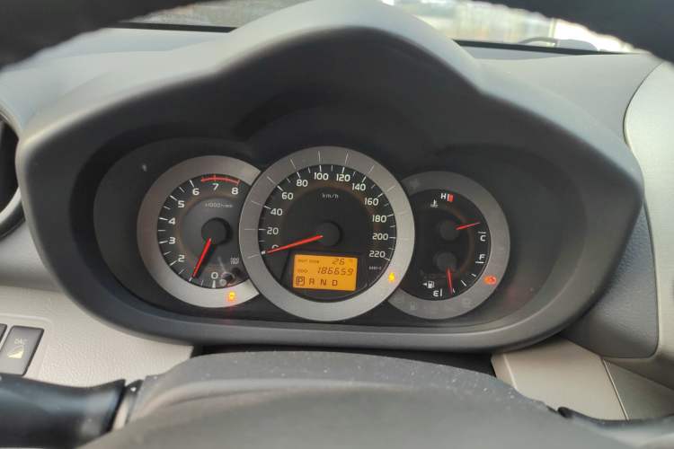 Used Toyota RAV4 2010 2.4L Automatic Deluxe Upgrade Edition Instrument Cluster