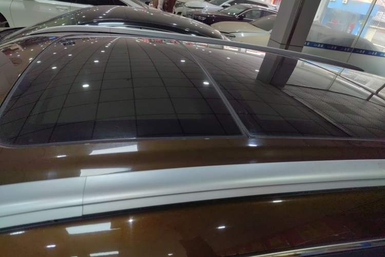 Used Geely Auto Emgrand X7 Sport 2018 1.8TD Automatic Two-Wheel Drive Smart Connect 4G Internet Edition Roof