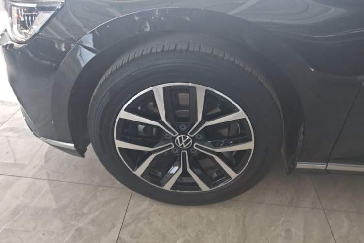 Used Volkswagen Magotan 2020 280TSI DSG Comfort Edition Exterior 4