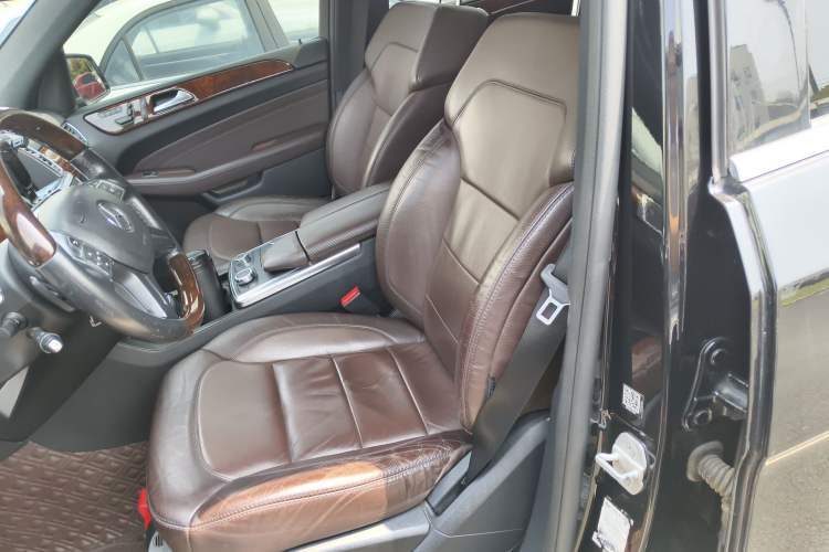 Used Mercedes-Benz M-Class 2014 ML 400 4MATIC Luxury Model