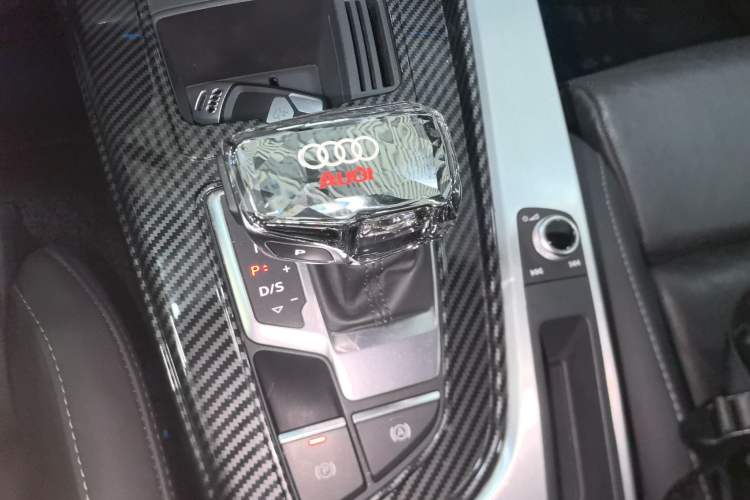 Used Audi A4L 2020 40 TFSI Fashion Dynamic Model