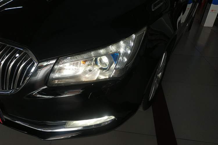 Used Buick LaCrosse 2013 2.4L SIDI Elite Comfort Version