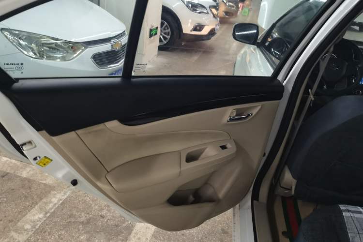 Used Suzuki Alivio 2015 1.6L Manual Comfort Model
