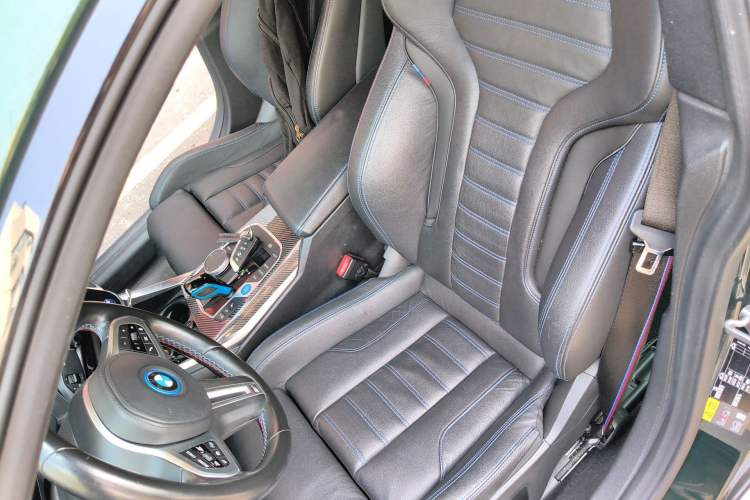 Used BMW i4 2022 M50 Left Front Seat