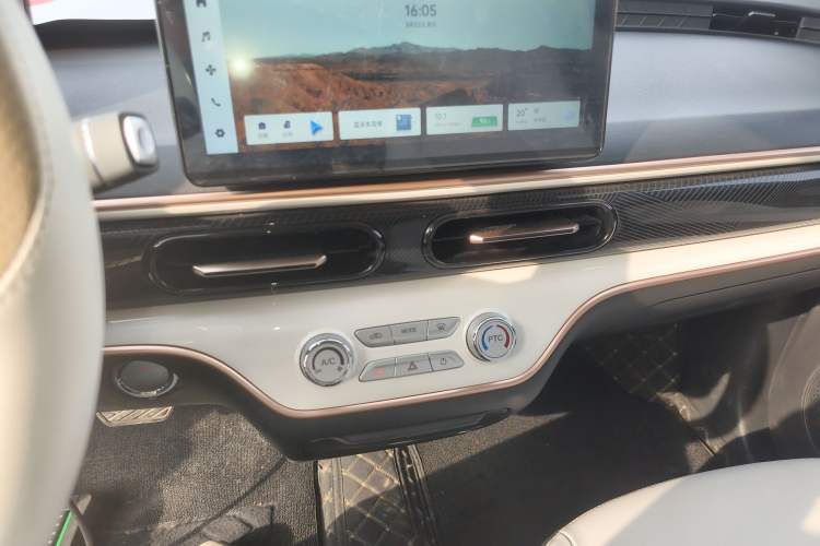 Used Chery QQ Domi 2025 Model 305km Comfort Edition