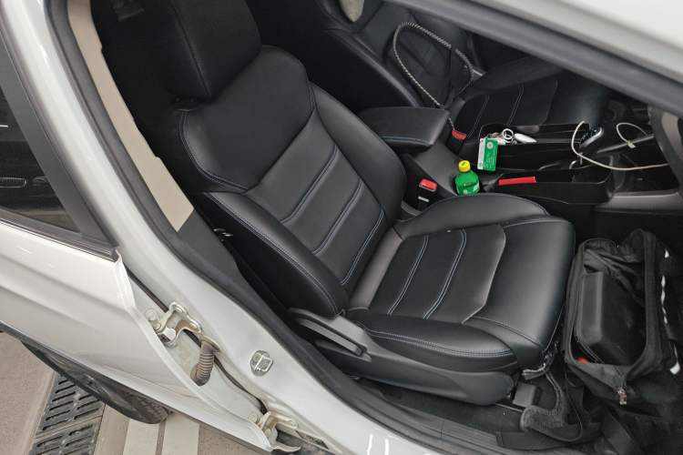 Used BYD Yuan New Energy 2019 EV360 Smart Connect Leading Model Right Front Seat