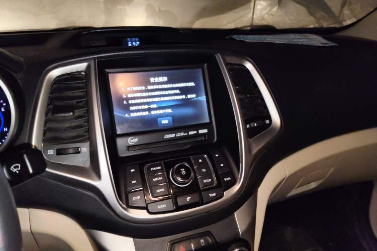 Used Changan Eado 2015 1.6L Manual Luxury Model China V Standard
