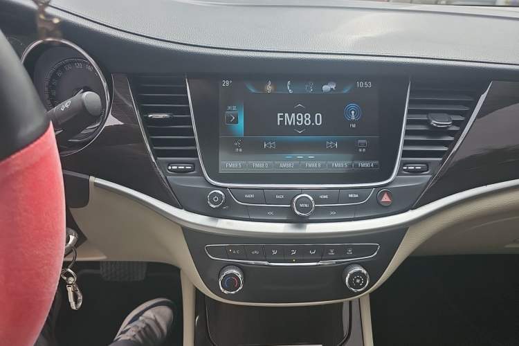 Used Buick Verano 2018 Sedan 15S Automatic Leading Model Audio And AC Panel