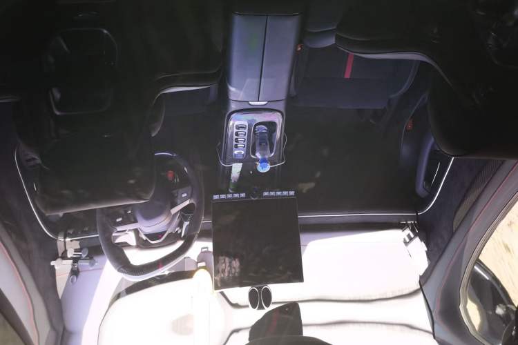 Used Xiaomi Auto SU7 Ultra 2025 Ultra Model Headliner