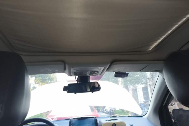 Used Renault Koleos 2012 2.5L Two-Wheel Drive Comfort Edition with Navigation
