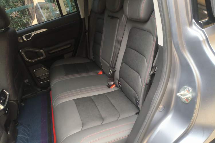 Used JETOUR Traveler 2023 2.0T All-Wheel-Drive CrossPRO Left Rear Seat