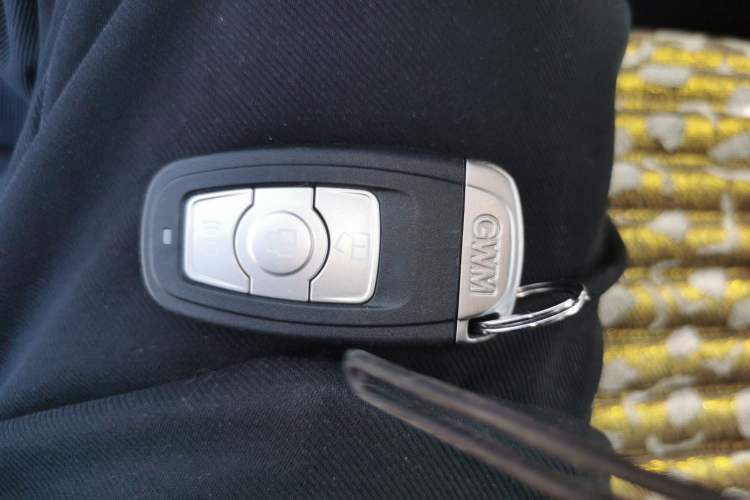 Used Haval H6 2013 Upgraded Model 1.5T Manual Two-Wheel Drive Elite Version Vehicle Key