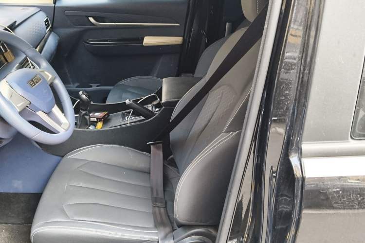 Used BAW Ruisheng Ace M7 2023 1.6L Long Wheelbase Wealth Creation Version 5 Seats Left Front Seat