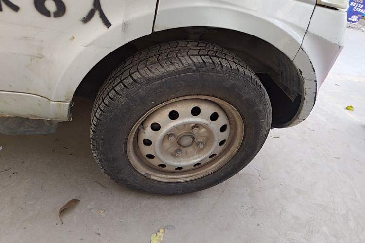 Used Wuling Rongguang 2011 1.2L Base Version