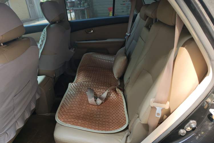 Used BYD S6 2012 2.4L Automatic Luxury Edition
