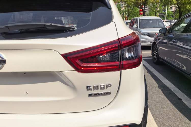 Used Nissan Qashqai 2019 2.0L CVT Smart Enjoyment Version Right Rear Taillight