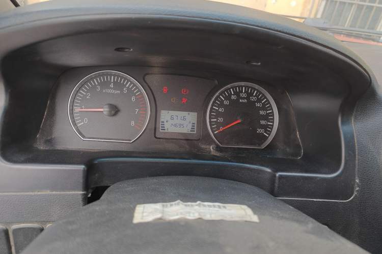 Used FORTHING Lingzhi 2017 Restyled M3L 1.6L 7-Seater Comfort Version
