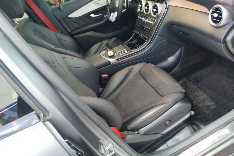 Used Mercedes-Benz GLC AMG 2022 AMG GLC 43 4MATIC Right Front Seat