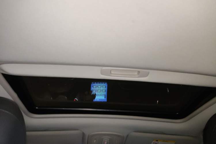 Used Citroen C4L 2014 1.8L Intelligent Drive Automatic Dynamic Model Headliner