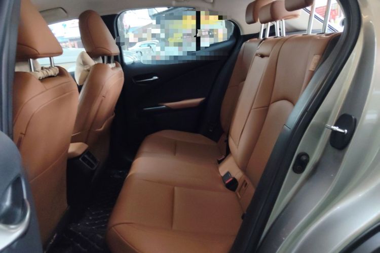 Used Lexus UX 2020 260h Explore-Cool Edition