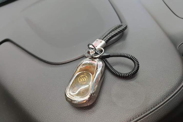 Used Buick GL8 2018 ES 28T Comfort Model China VI Standard Vehicle Key