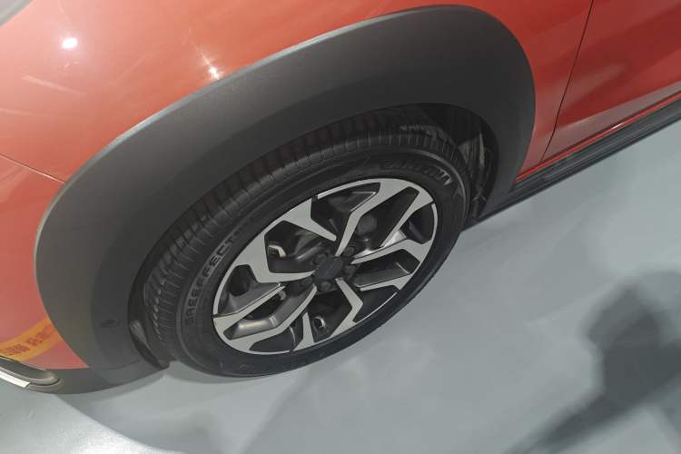 Used Lynk & Co 02 2018 1.5T DCT Two-Wheel Drive Pro Version China V Emission Standard