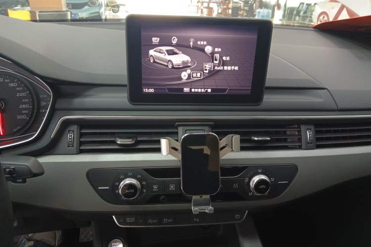 Used Audi A4L 2019 40 TFSI Ambition China VI
