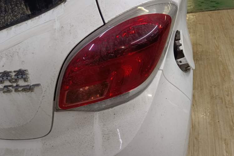 Used Oshan Benni E-Star 2022 Qingxin Edition Colorful Model Lithium Iron Phosphate