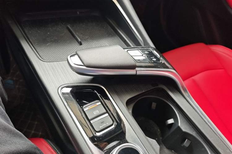 Used CHANGAN UNI-T 2020 1.5T Flagship Version Gear Lever