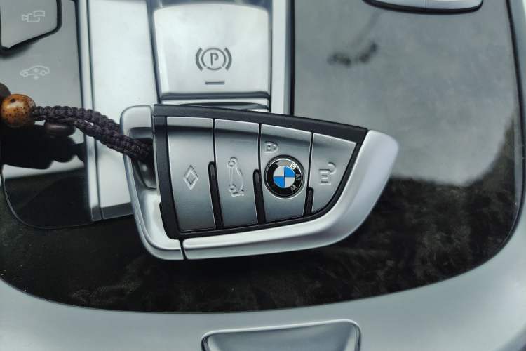 Used BMW 7 Series 2018 740Li Leading Model Excellence Package Vehicle Key