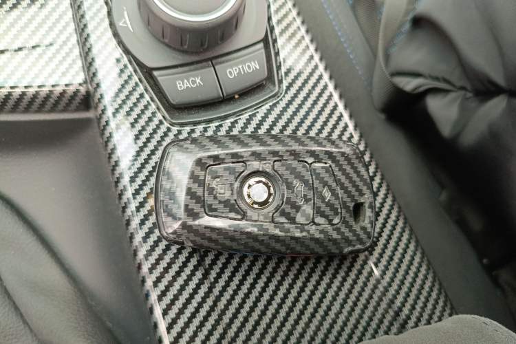 Used BMW 3 Series 2018 320i M Sport Package Vehicle Key